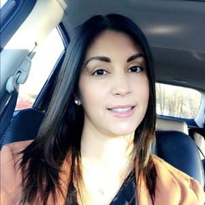 Meet your Posher, Melissa